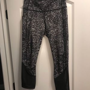 Lululemon Cropped Leggings